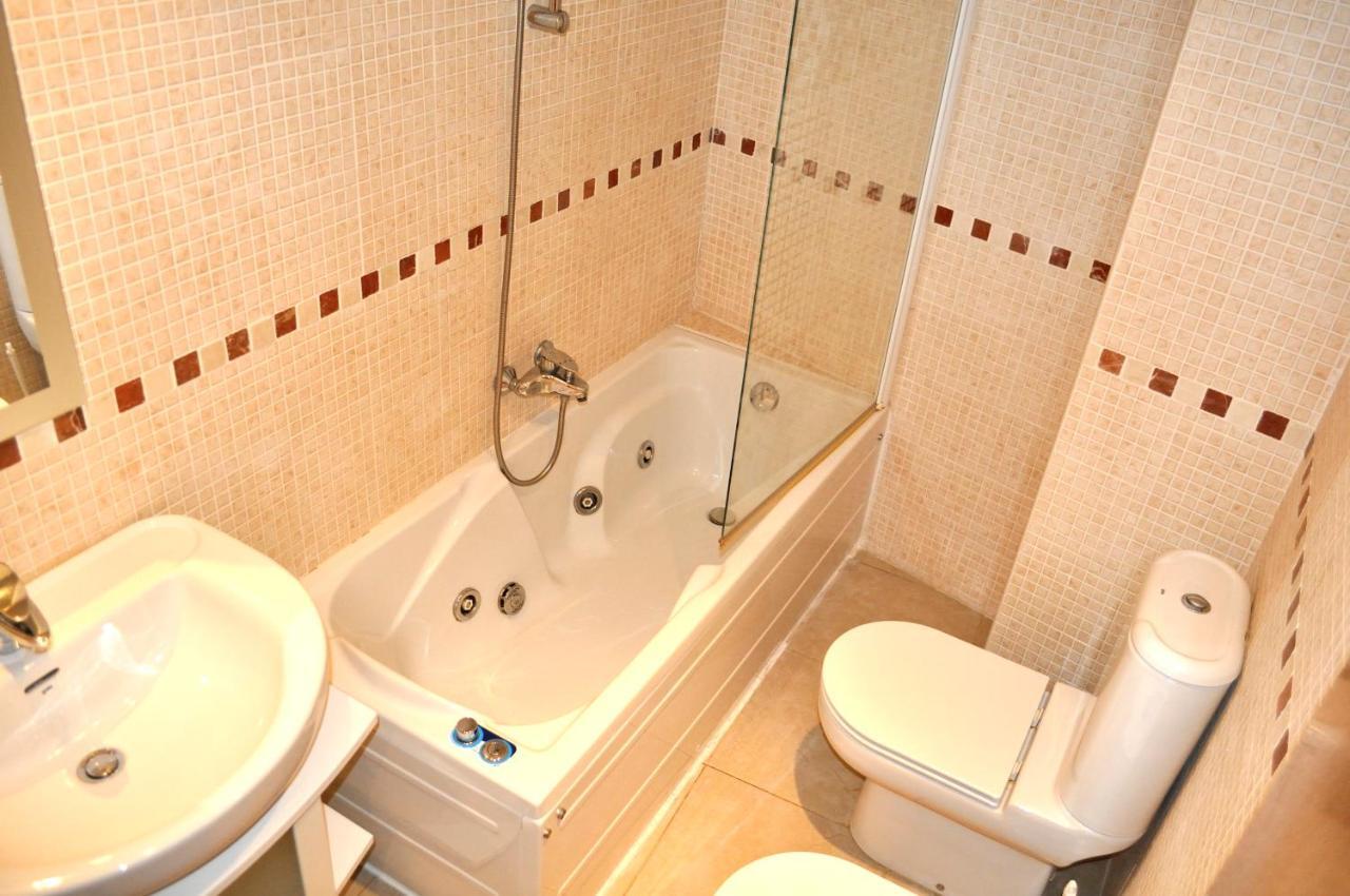 Suenos De Mar F5, 2 Dormitorios, Puerto Nautico, By Bookindenia Appartement *